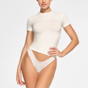 NWT SKIMS (B8) Cotton Jersey T-Shirt in Marble Size XXS